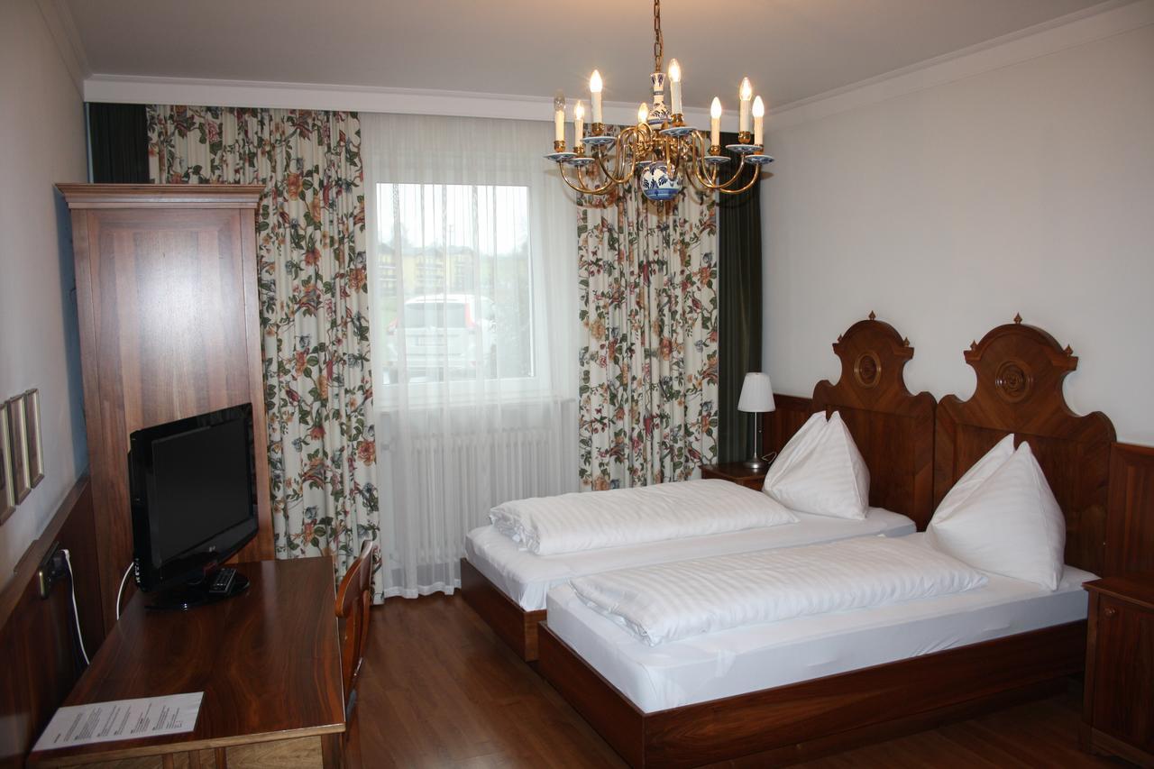 Hotel Alhartinger Hof Лиондинг Стая снимка